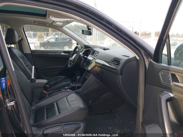 3VV4B7AX6LM016822 Volkswagen Tiguan Sel Premium R-line
