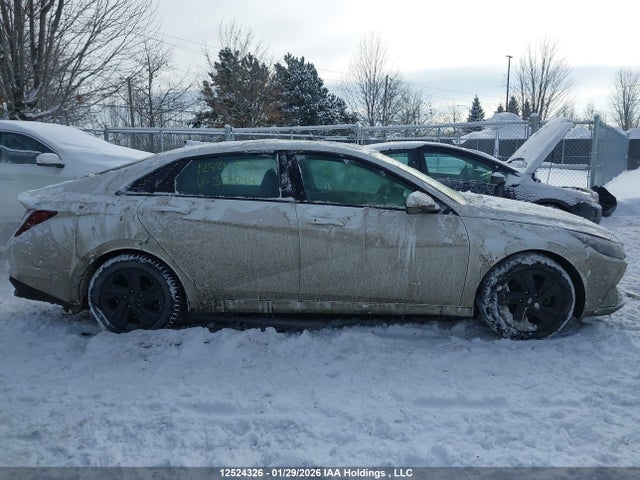 KMHLM4AG3NU317044 Hyundai ELANTRA SEL