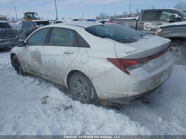 KMHLM4AG3NU317044 Hyundai ELANTRA SEL