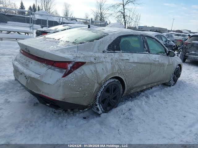 KMHLM4AG3NU317044 Hyundai ELANTRA SEL