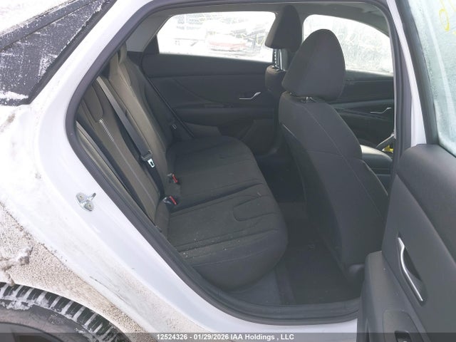 KMHLM4AG3NU317044 Hyundai ELANTRA SEL