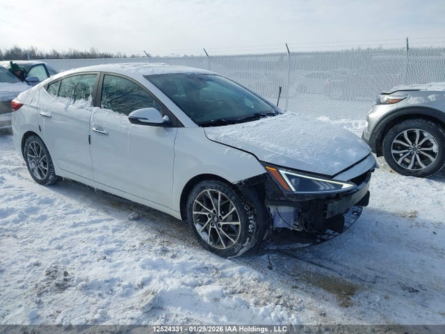 KMHD84LF2KU767213 Hyundai Elantra Luxury