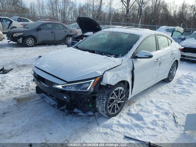 KMHD84LF2KU767213 Hyundai Elantra Luxury