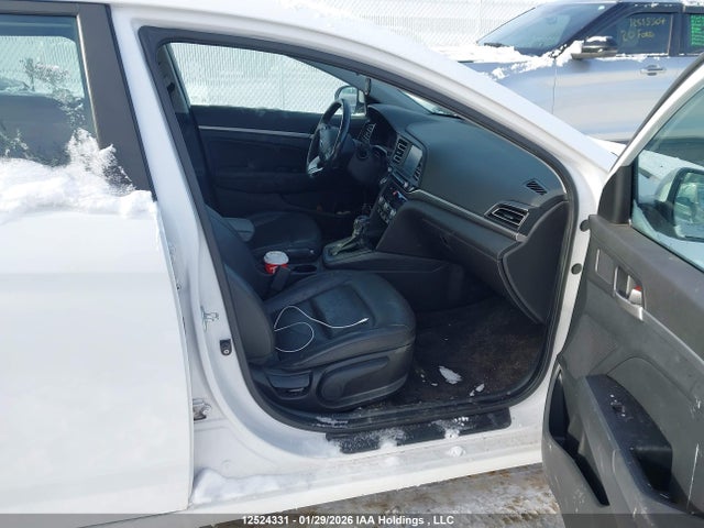KMHD84LF2KU767213 Hyundai Elantra Luxury