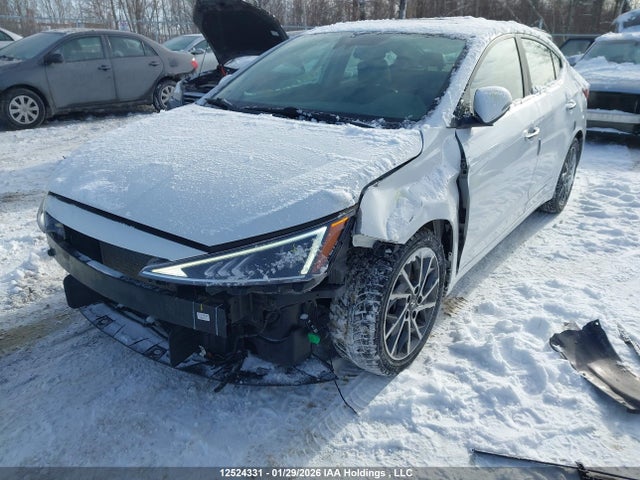 KMHD84LF2KU767213 Hyundai Elantra Luxury