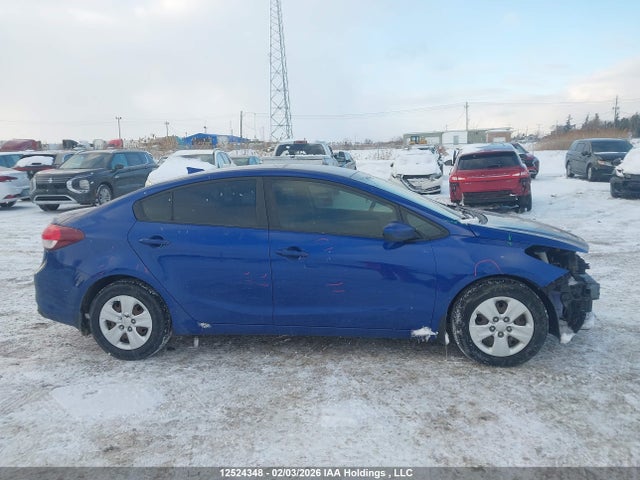 3KPFL4A7XHE052842 KIA Forte