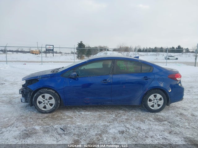 3KPFL4A7XHE052842 KIA Forte