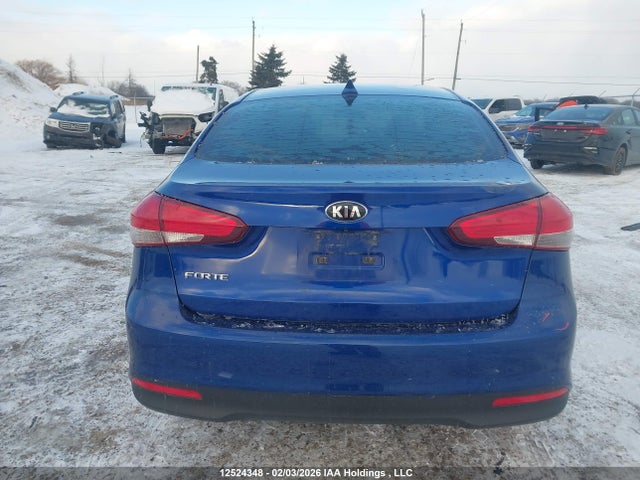 3KPFL4A7XHE052842 KIA Forte