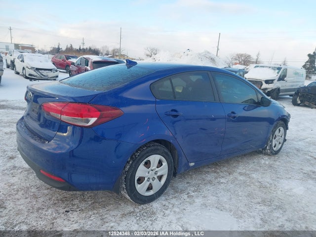 3KPFL4A7XHE052842 KIA Forte