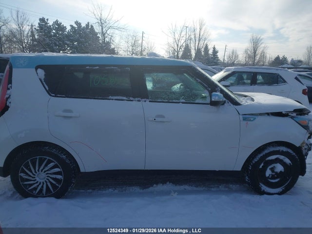 KNDJP3AE2J7034493 KIA SOUL EV