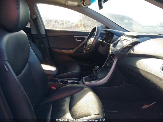 KMHDH4AH8FU327426 Hyundai Elantra