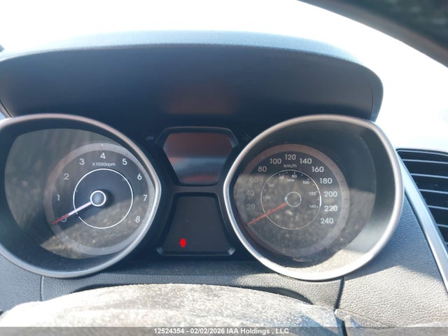 KMHDH4AH8FU327426 Hyundai Elantra