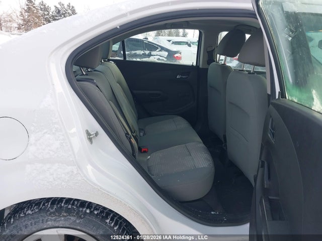 1G1JA5EH2E4198943 Chevrolet Sonic