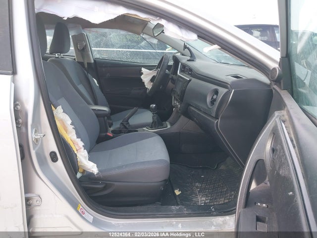 2019 Toyota Corolla Ce მანქანა იყიდება აუქციონზე, vin: 2T1BURHEXKC182171, აუქციონის ნომერი: 12524364