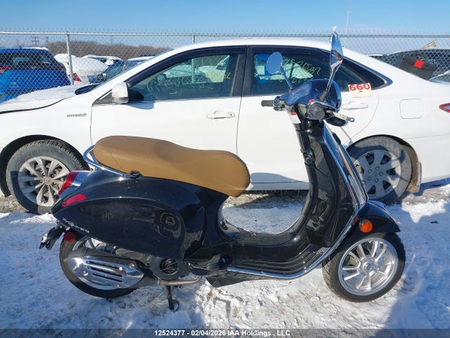 ZAPM818G4N5906999 Vespa Primavera/sprint 150