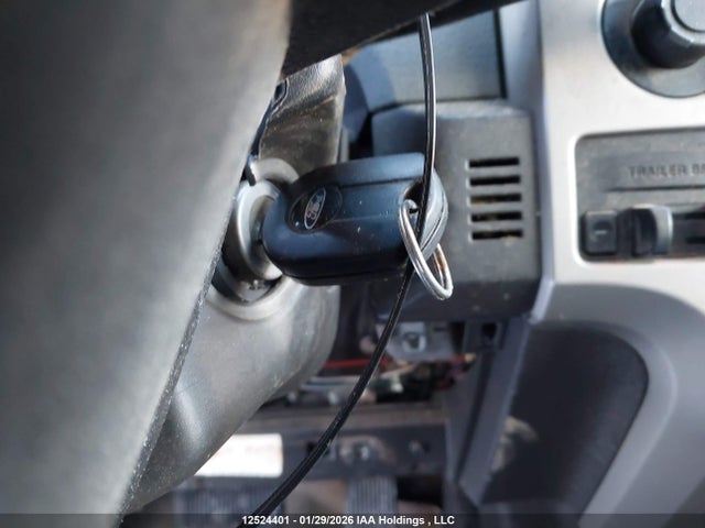 2011 Ford F150 Super Cab მანქანა იყიდება აუქციონზე, vin: 1FTFX1EF0BFB26240, აუქციონის ნომერი: 12524401