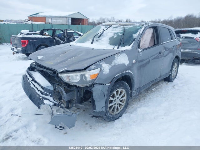JA4AJ3AU0JU602566 Mitsubishi RVR SE