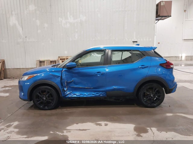 3N1CP5CV0NL527028 Nissan KICKS SV