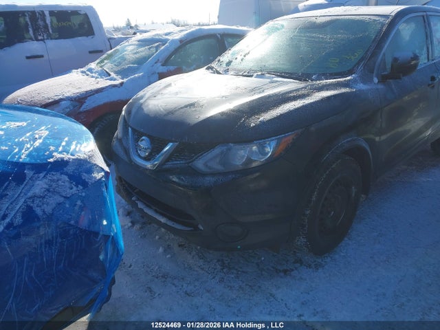 JN1BJ1CP5JW104585 Nissan Rogue Sport S/sv/sl