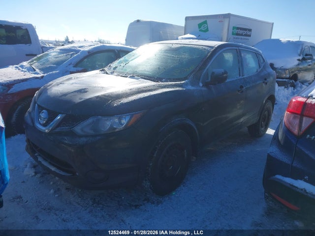 JN1BJ1CP5JW104585 Nissan Rogue Sport S/sv/sl
