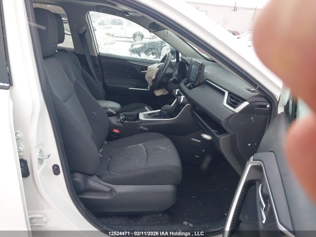 2021 Toyota Rav4 Xle მანქანა იყიდება აუქციონზე, vin: 2T3R1RFV3MC225091, აუქციონის ნომერი: 12524471