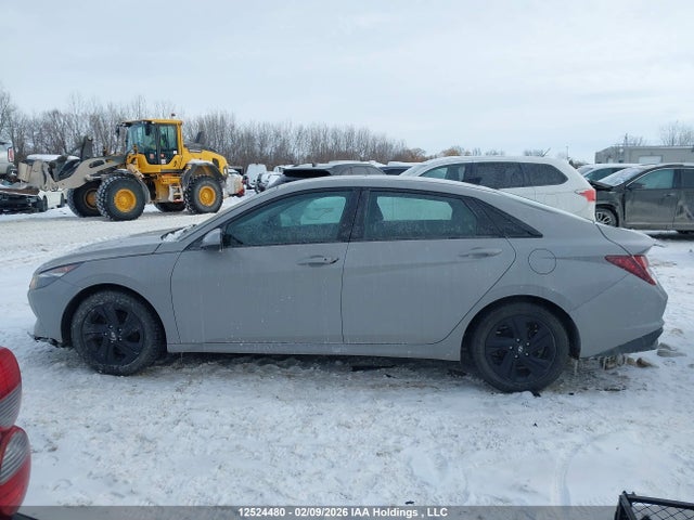 KMHLM4AG5MU068129 Hyundai Elantra