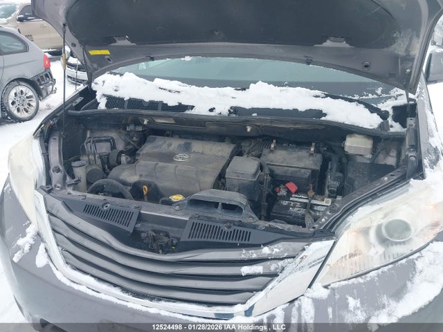 Aukcja sprzedaży 2011 Toyota Sienna Xle 7 Passenger, vin: 5TDYK3DC2BS077813, numer aukcji: 12524498