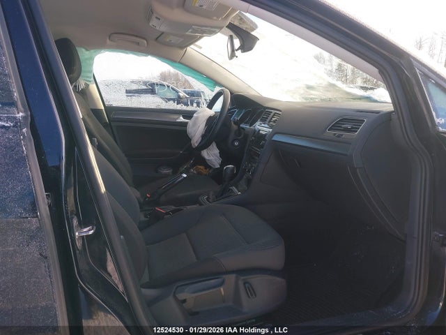 3VWG57AU7LM011747 Volkswagen Golf Comfortline/highline