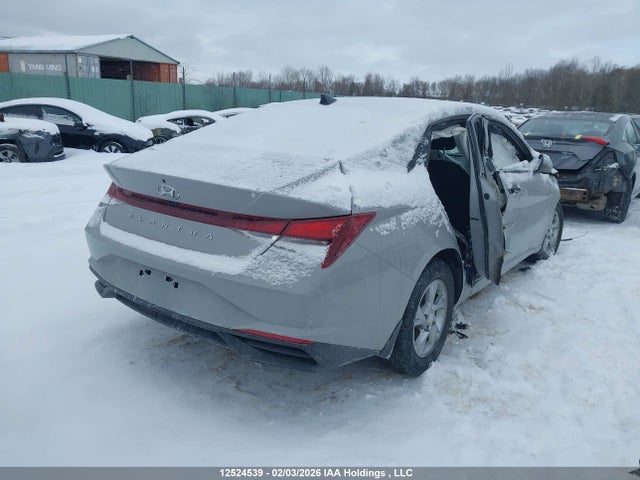 KMHLM4AG0MU135834 Hyundai Elantra Essential Manual