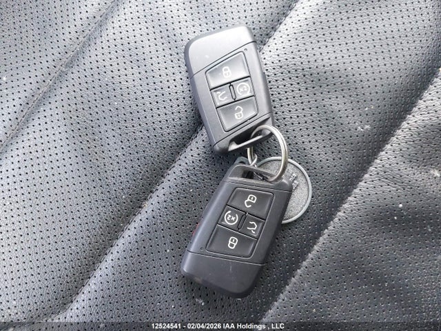 12524541 :رقم المزاد ، 3VV4B7AX5PM127027 vin ، 2023 Volkswagen Tiguan Sel R-line Black مزاد بيع