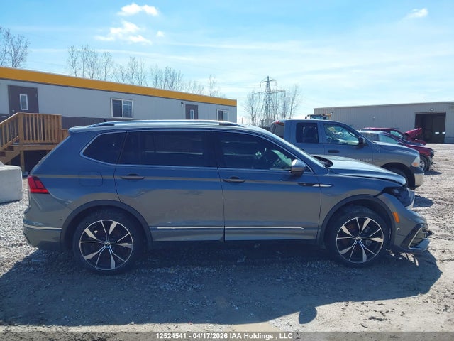 12524541 :رقم المزاد ، 3VV4B7AX5PM127027 vin ، 2023 Volkswagen Tiguan Sel R-line Black مزاد بيع