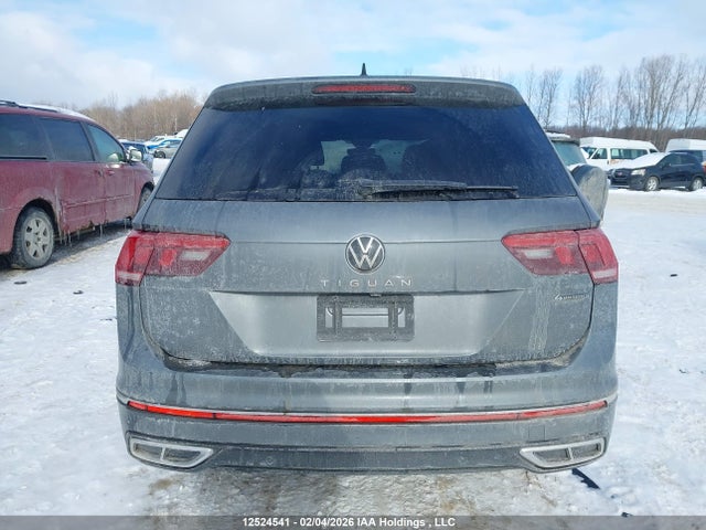 12524541 :رقم المزاد ، 3VV4B7AX5PM127027 vin ، 2023 Volkswagen Tiguan Sel R-line Black مزاد بيع