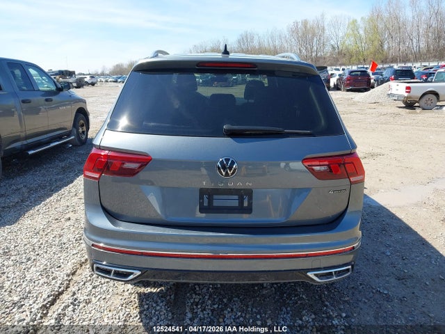 12524541 :رقم المزاد ، 3VV4B7AX5PM127027 vin ، 2023 Volkswagen Tiguan Sel R-line Black مزاد بيع