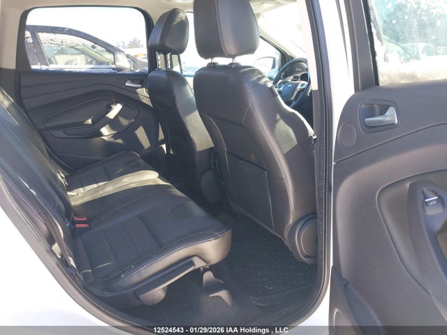 2014 Ford Escape Titanium მანქანა იყიდება აუქციონზე, vin: 1FMCU9J90EUA95335, აუქციონის ნომერი: 12524543