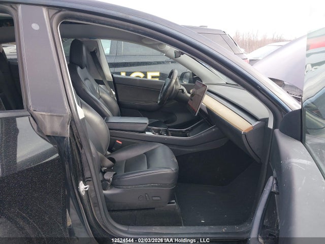 5YJYGDEE1LF026123 Tesla Model Y Long Range