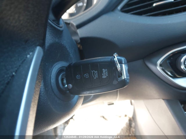 KMHH35LE1KU106110 Hyundai ELANTRA GT