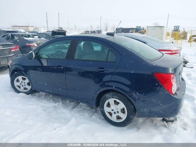 1G1JA5SH2F4189505 Chevrolet SONIC LS