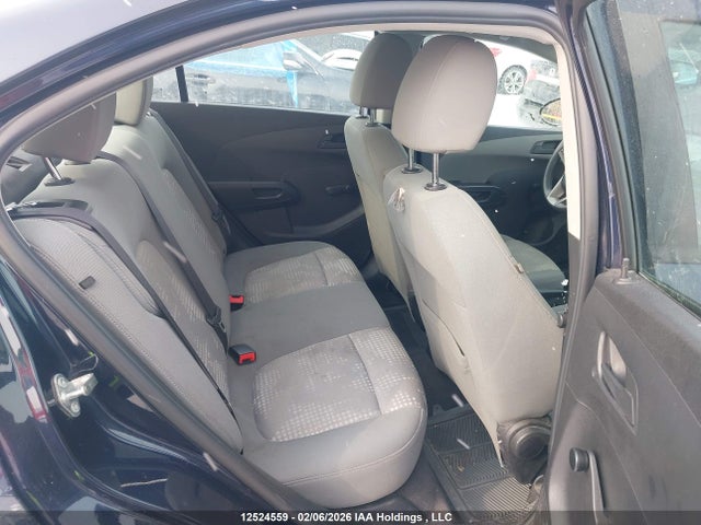 1G1JA5SH2F4189505 Chevrolet SONIC LS