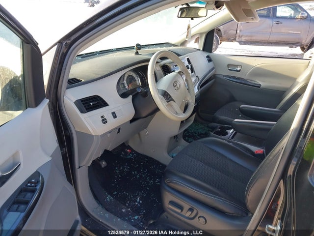 Aukcja sprzedaży 2011 Toyota Sienna Sport, vin: 5TDXK3DC7BS057617, numer aukcji: 12524579