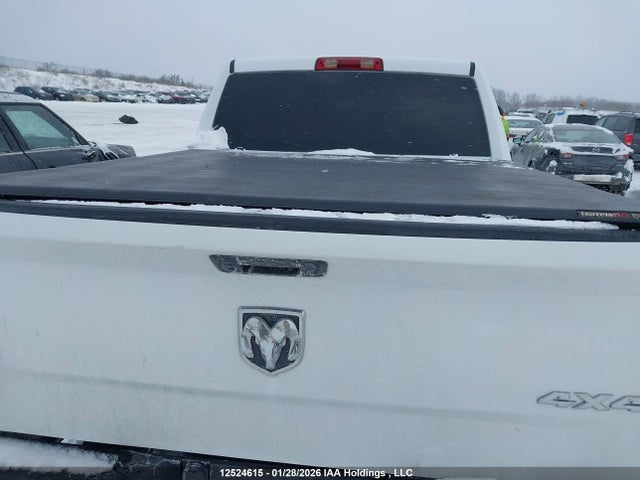 12524615 :رقم المزاد ، 3C6RR7LT3NG358277 vin ، 2022 Ram 1500 Classic Slt مزاد بيع