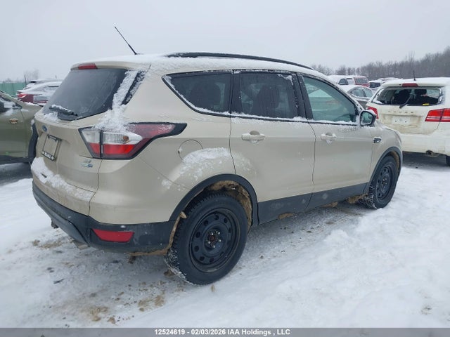 1FMCU9G91HUC68825 Ford ESCAPE SE