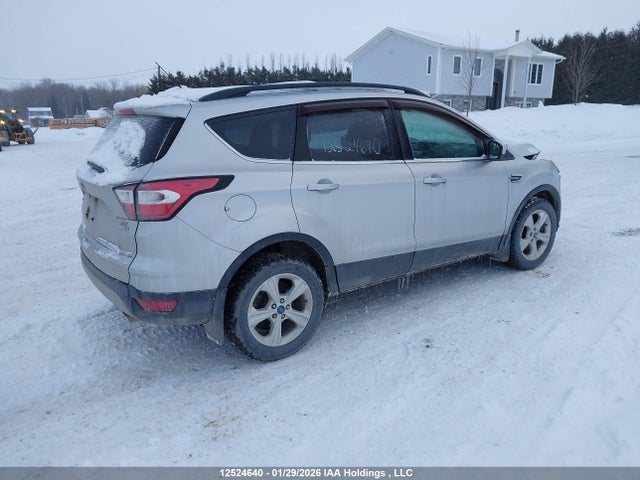 1FMCU9GD2HUD62474 Ford ESCAPE SE