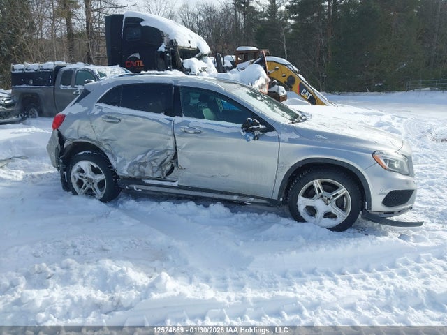 WDCTG4GB7FJ162115 Mercedes-Benz Gla 250 4matic