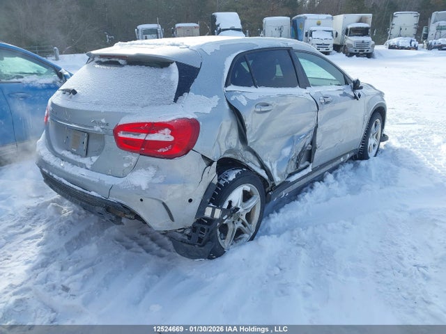 WDCTG4GB7FJ162115 Mercedes-Benz Gla 250 4matic