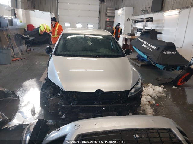 WVWUF7AU1GW263146 Volkswagen Golf R