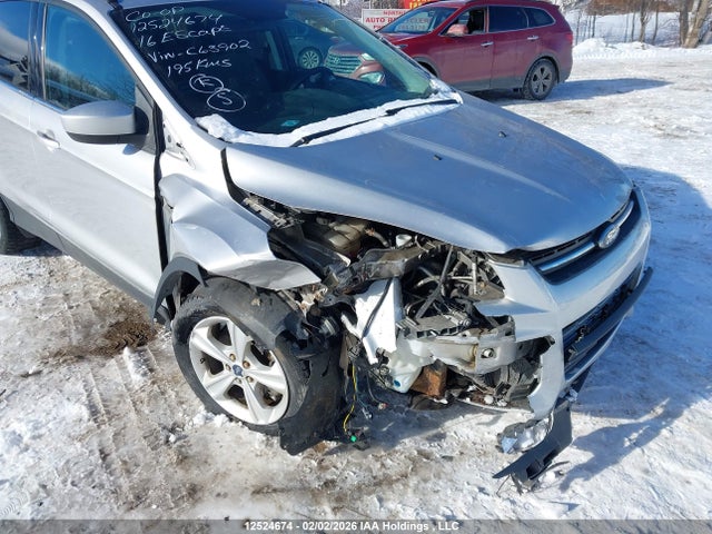 1FMCU9GX5GUC63902 Ford ESCAPE SE