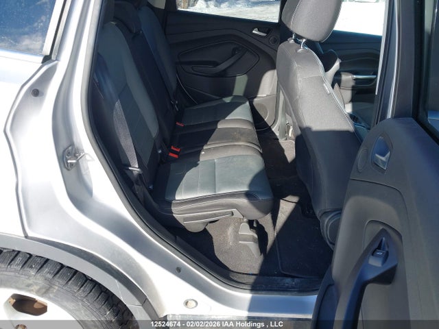 1FMCU9GX5GUC63902 Ford ESCAPE SE