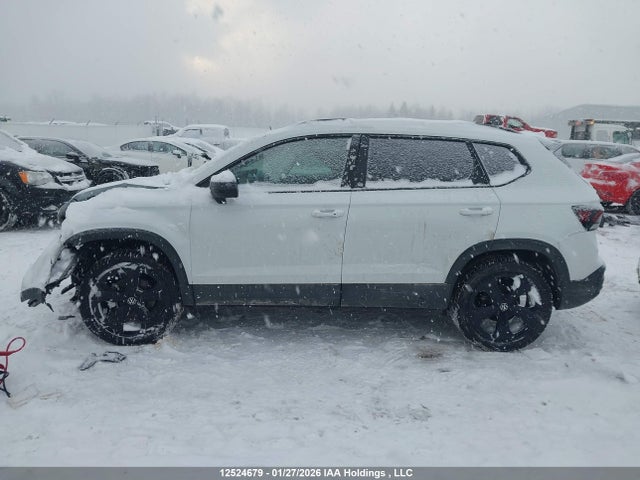 3VV2C7B27SM024093 Volkswagen Taos Comfortline Black Edition