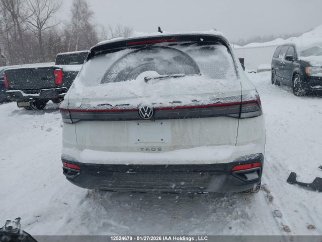 3VV2C7B27SM024093 Volkswagen Taos Comfortline Black Edition