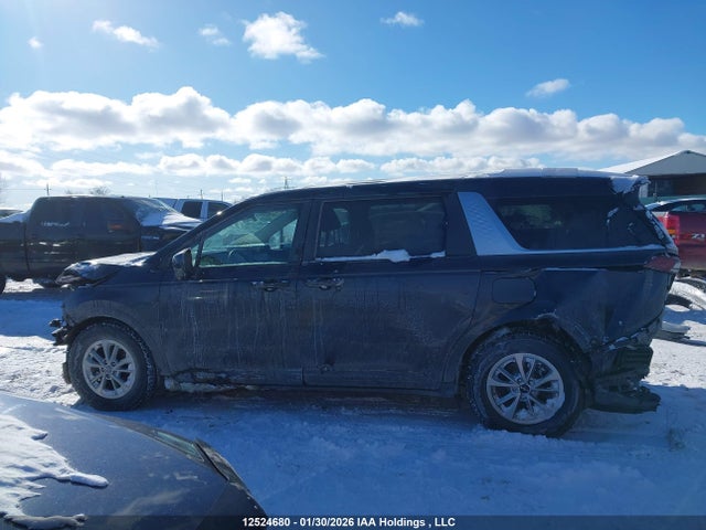KNDNB5H36P6219340 KIA Carnival Lx
